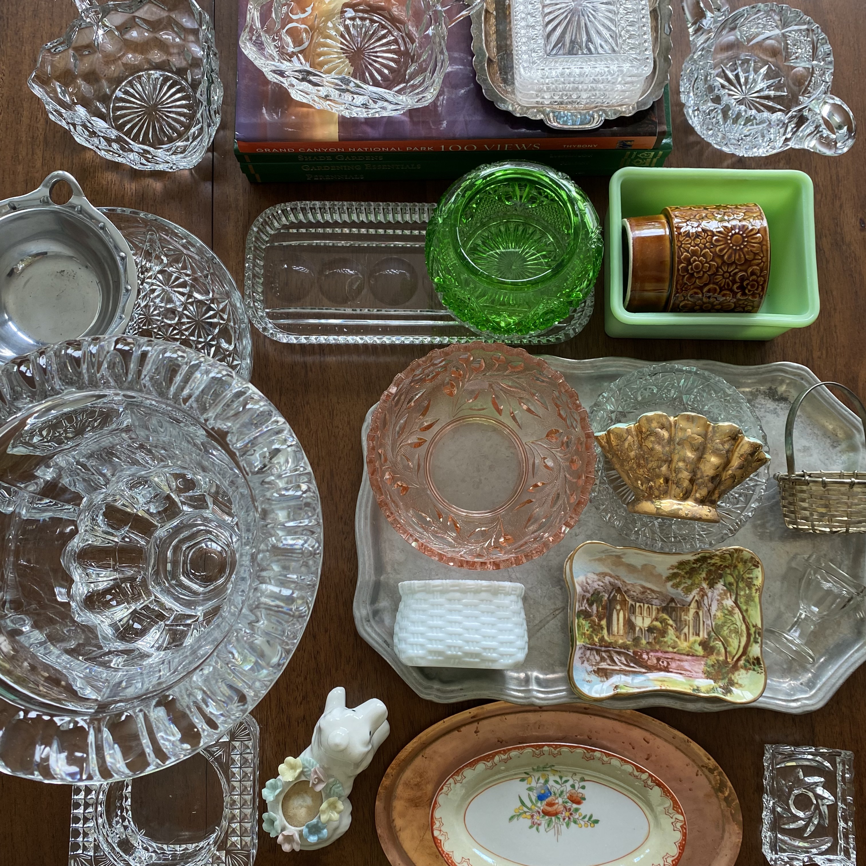 Thrifting and Antiquing in Milwaukee, Wisconsin